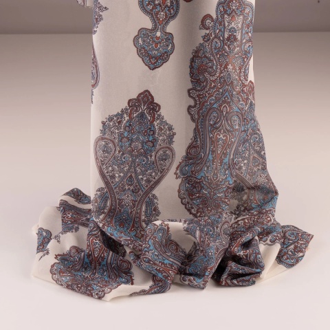 Tkanina Szyfon kremowy paisley błękitno-rdzawy na metry - szer. 150 cm - 90 g/m²