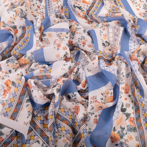 Tkanina Szyfon kremowy patchwork kwiatowo-geometryczny błękitny na metry - szer. 150 cm - 90 g/m²