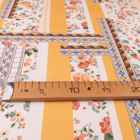 Tkanina Szyfon kremowy patchwork kwiatowo-geometryczny na metry - szer. 150 cm - 90 g/m²