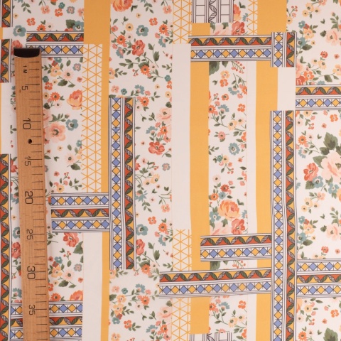 Tkanina Szyfon kremowy patchwork kwiatowo-geometryczny na metry - szer. 150 cm - 90 g/m²
